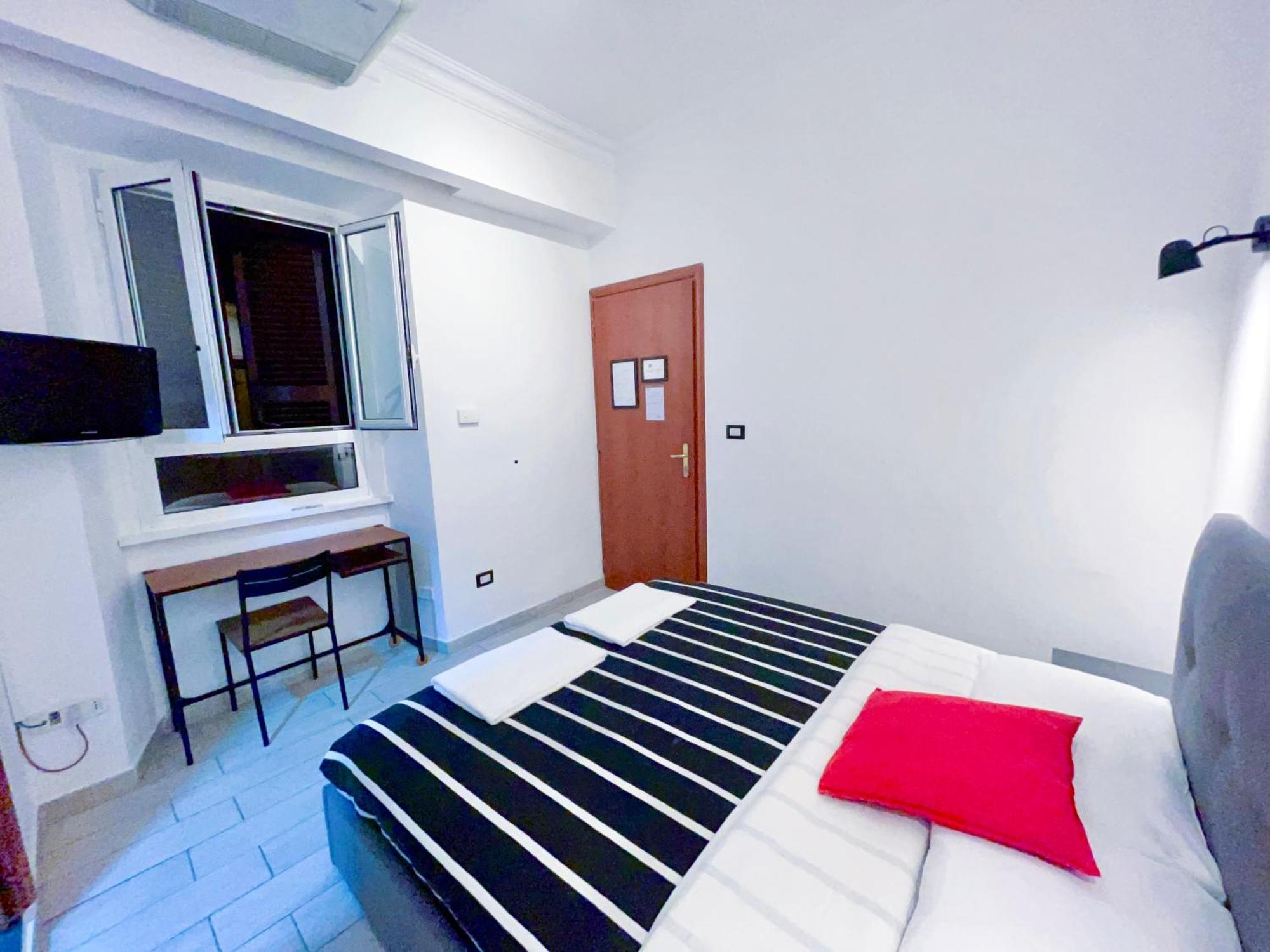 Overseas Guesthouse Рим Экстерьер фото